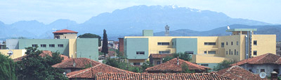 ENCLAVE SCOLASTICA IN SCUTARI (ALBANIA)